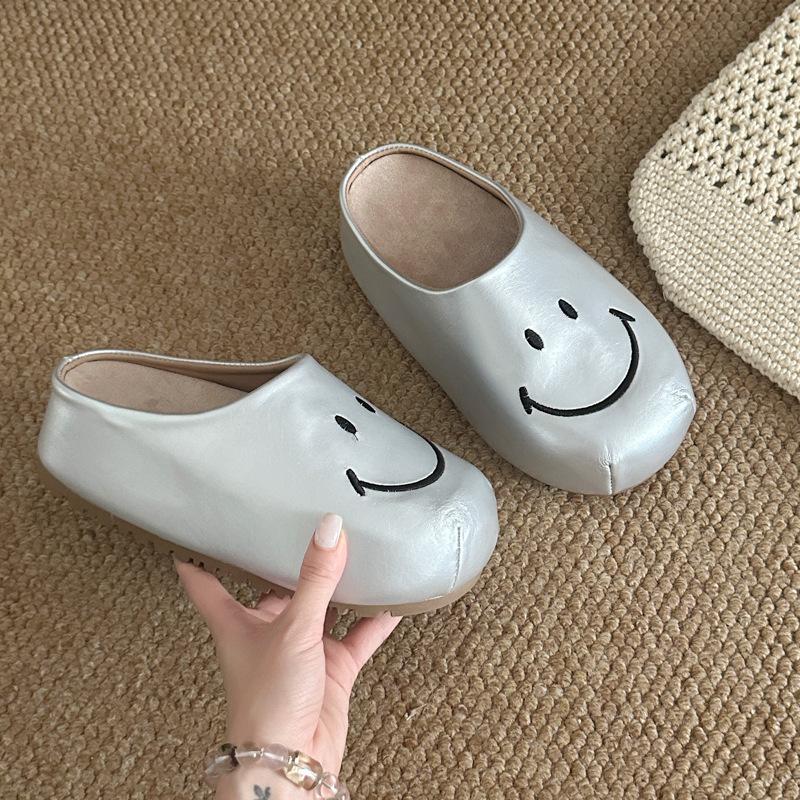 Summer new inner height increase smiley face thick bottom lazy woman wearing retro small bag head slippers