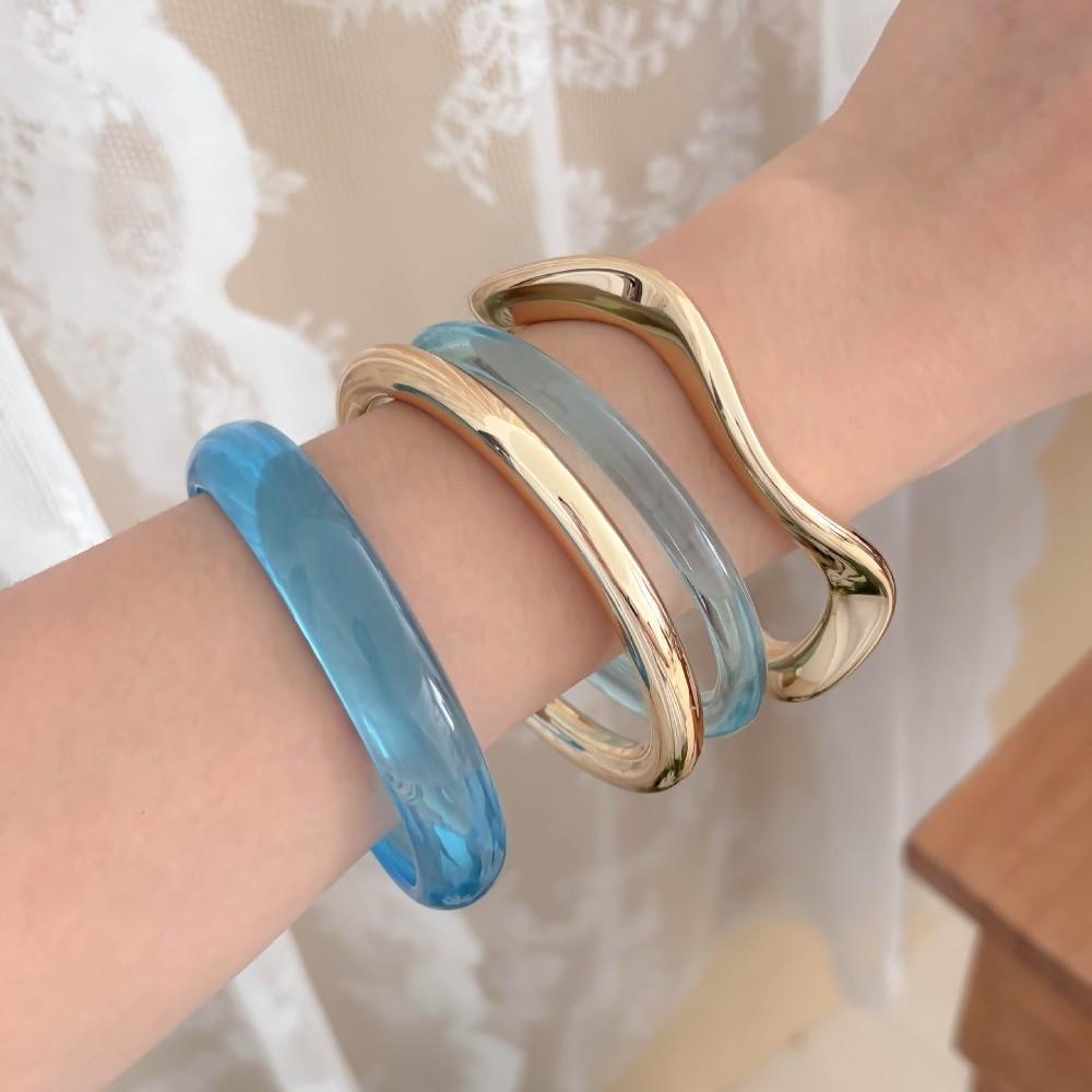 4Pcs/Set Multi-color Irregular Resin Bangles Set Wave Cuff Bracelet Set New Round Bracelets Women