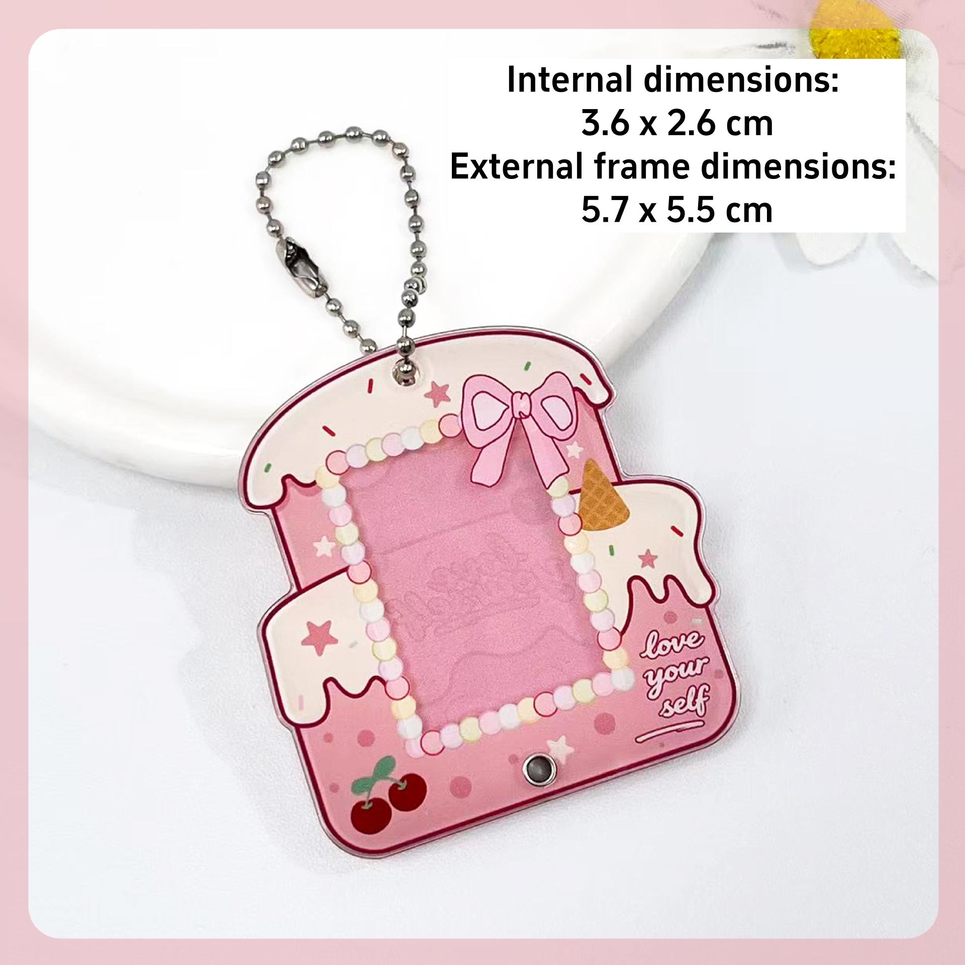 

Miniature Cake Photo Keychain Personalized Acrylic Cake Photo Frame Keychain Acrylic Keychain High-Quality For Personalized Keys рожевий