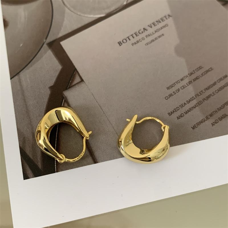Fashion Gold Color Geometric U-Shape Hoop Earrings For Women Men Punk Hip-Hop Metal Round Circle Earring Party Jewelry Wholesale