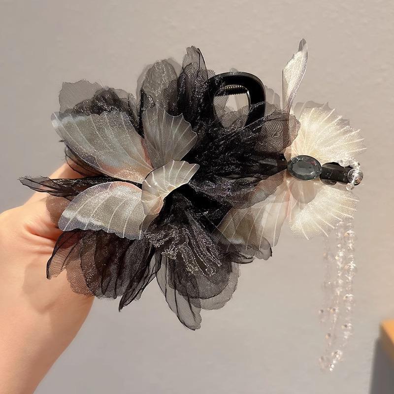 High-Grade Feather and Ostrich Hair Shark Clip for Autumn/Winter - Elegant Ponytail Headdress