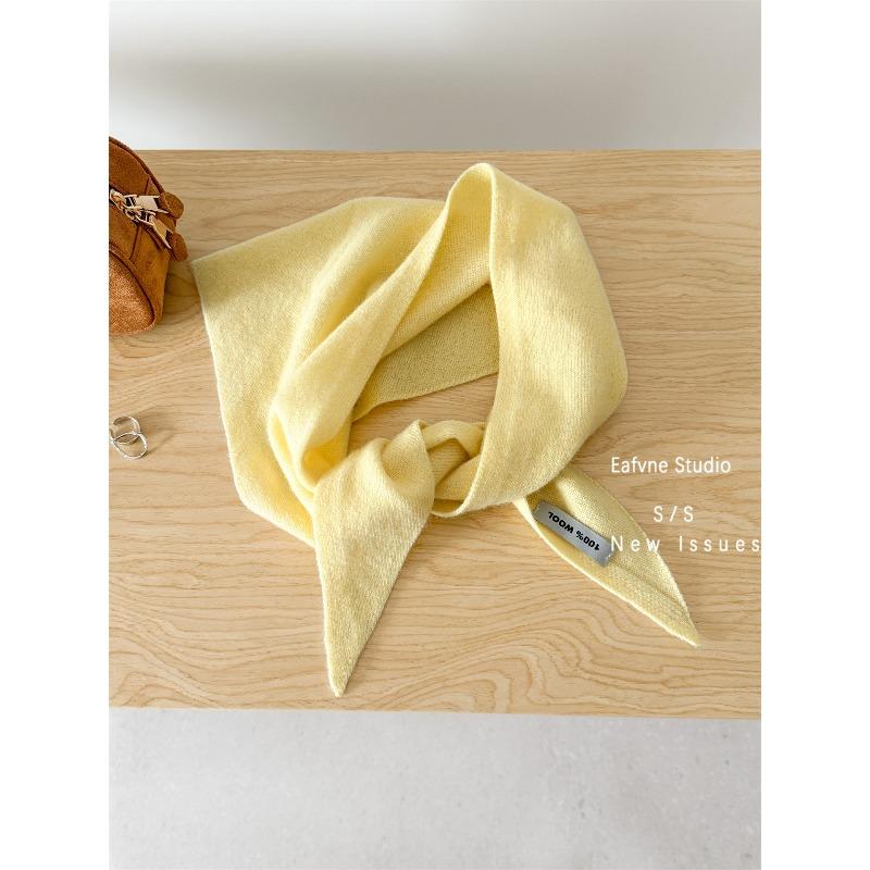 All Wool Knitted Triangular Scarf A Solid Color Versatile Shawl for Autumn and Winter  A Warm Shoulder Shield