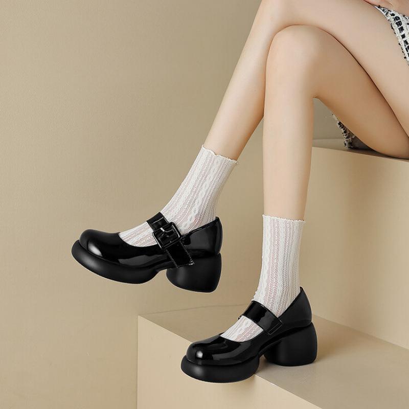 

Туфли женские демисезонные с круглым носком, низкие, новые женские туфли из маленькой кожи, на высоком каблуке, повседневные, на квадратном каблуке, одинарные туфли, туфли-лодочки 39 чёрный