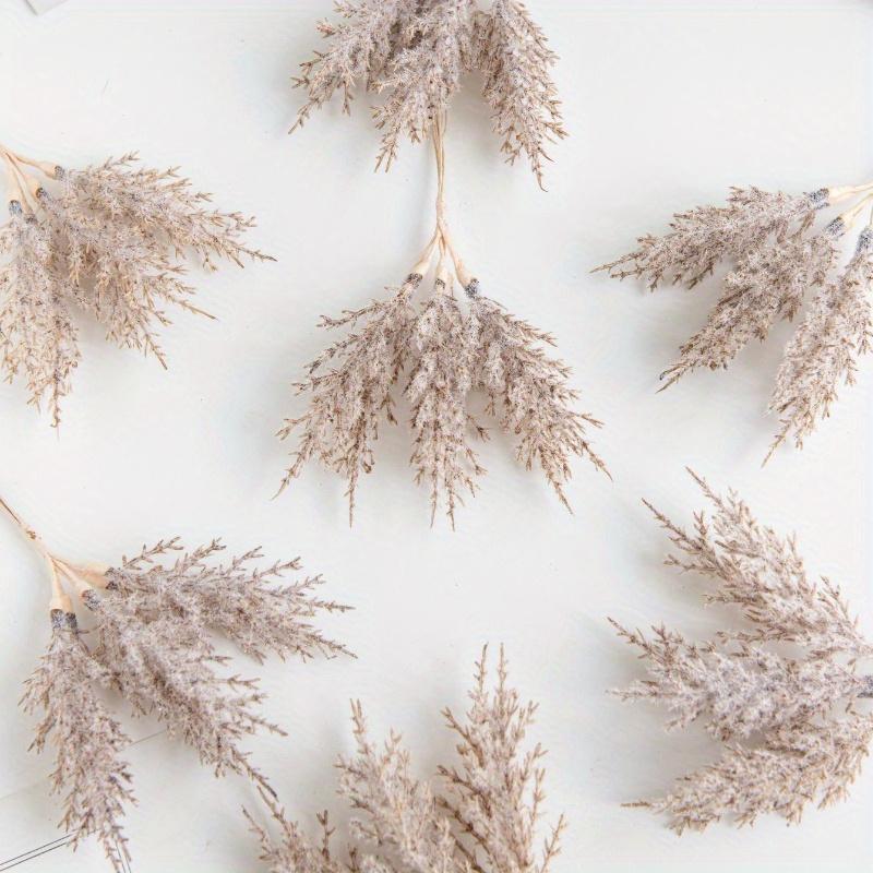 1 Bouquet (6 Heads) of Artificial Plants, Mini Rcoration, Valentine'S Day Gift, New Year Gift, Candy Box Packaging, Birthday Party Cake