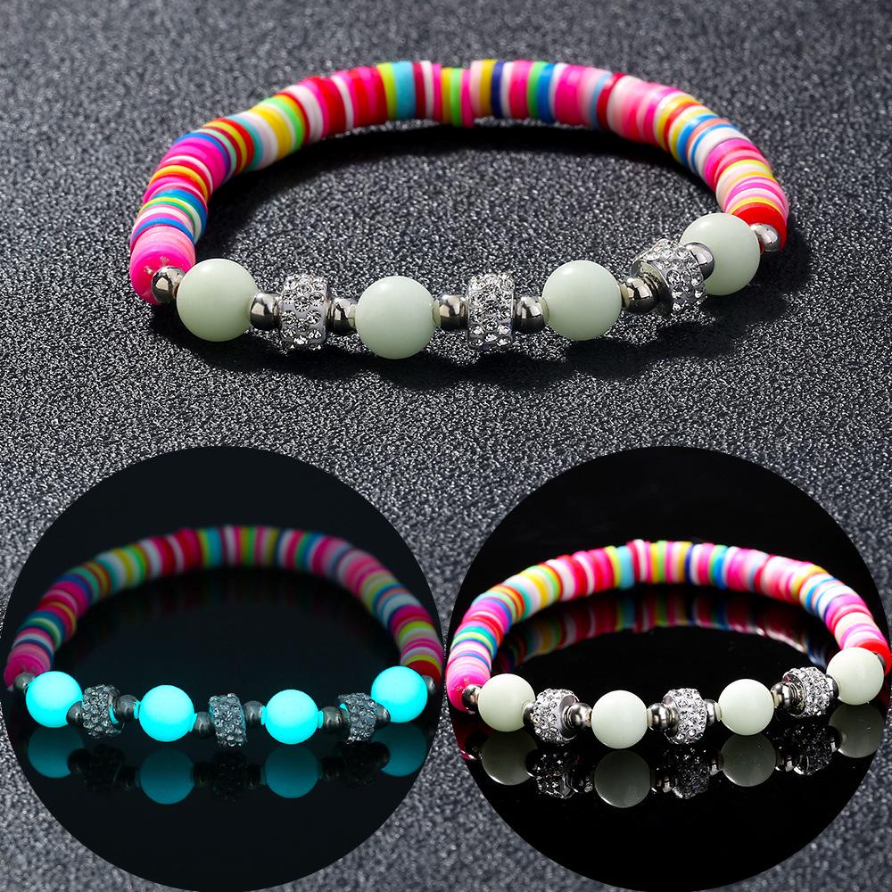 

Светящийся в темноте красочный браслет из полимерной глины