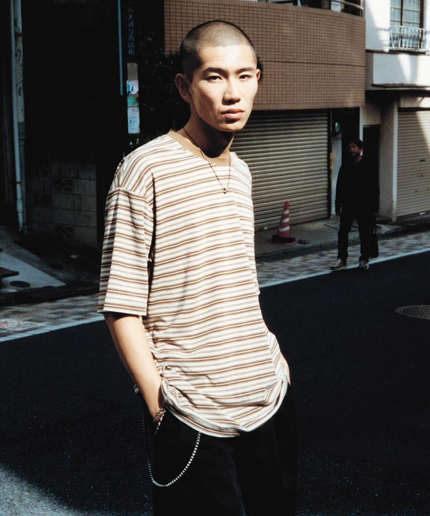 Nomaenyueol Offbeat Stripe T-Shirt - Brown