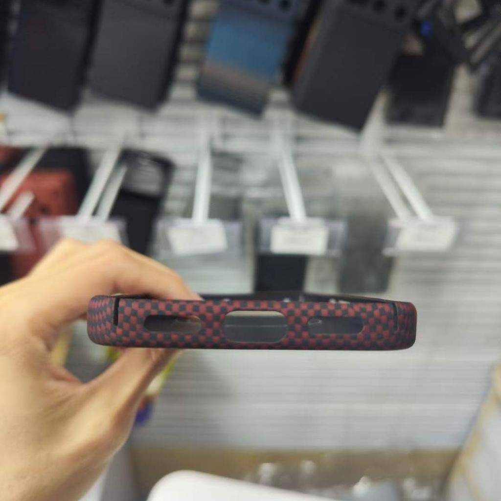 Carbon Fiber Magnetic Case for Google Pixel 10 Pro / 10 Pro XL 9 Cases Magnetic Metal Ring Ultra-thin Aramid Fiber Cover