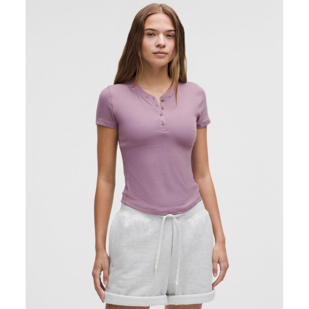 

Lululemon Hold Tight короткий рукав Henley Lavender Lux 8