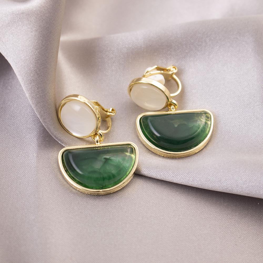 Versatile Light Luxury Ear Clips Without Pierced Ears Daily High-end Triangular Ear Clips Versatile Women's Earrings