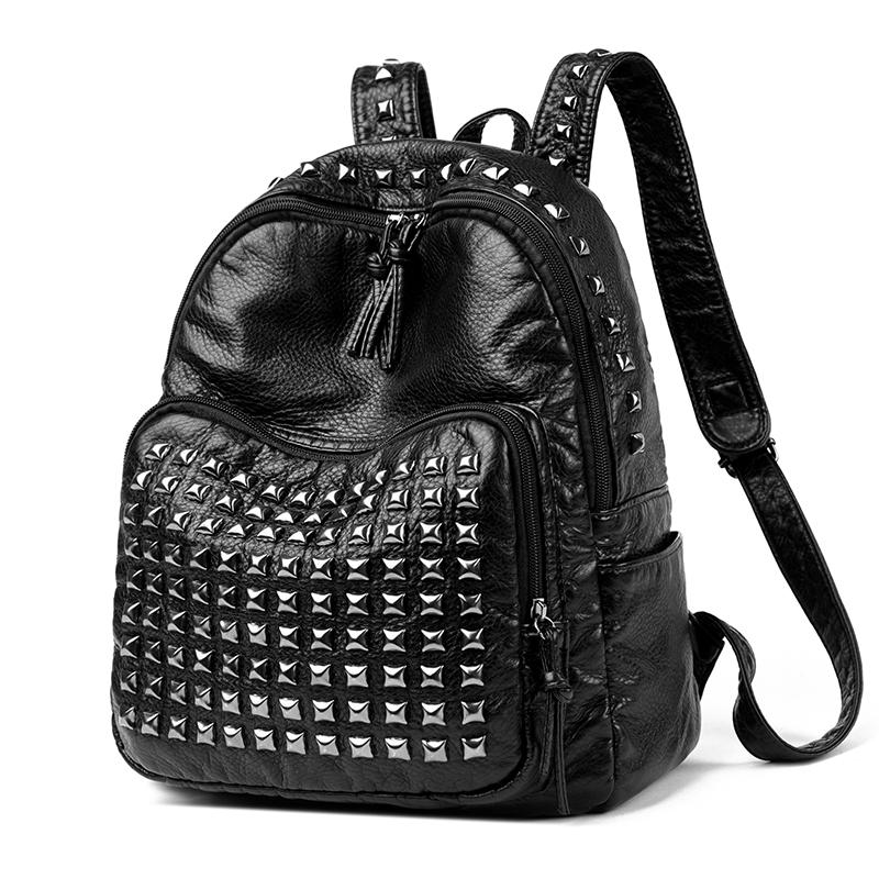 Punk Style Rivet Women'S Backpack 2025 Winter New High Quality Soft Leather Leisure Travel Large Capacity School Bags For Teenage Girls Black Mochila