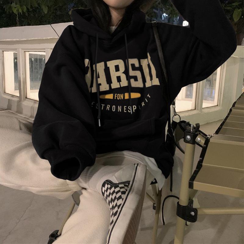 Women's Plush Thickened Hooded Sweatshirt for Autumn/Winter - Loose Fit, BF Style, Perfect for Couples.