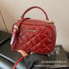 Niche design bag women 2025 new high-end messenger bag spring and summer versatile explosion portable diamond square bag