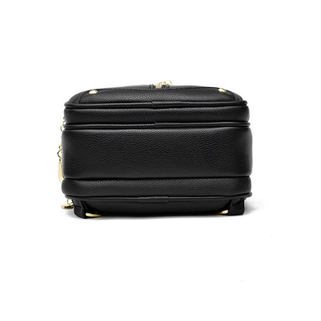 Damen PU kleiner Rucksack für den täglichen Pendelverkehr. Schlichtes und elegantes Design. Verwendet eine einfarbige Farbe mit mehreren Reißverschlüssen. Kann von Hand getragen werden.