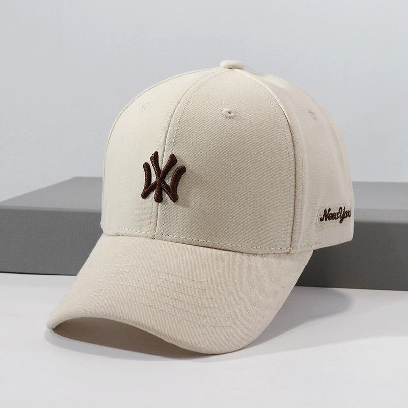 2026 New Light Luxury Baseball Cap for Men and Women, Simple Embroidery, Lightweight, Breathable, Fashionable Hat, Unisex Adjustable