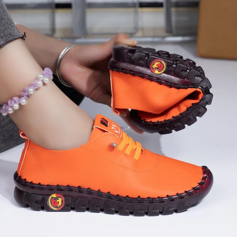 Women Sneakers 2025 New Lightweight Soft Sneakers Women Hand Sewing Thread Mom Shoes Comfortable Slip on Loafers Shoes for Women