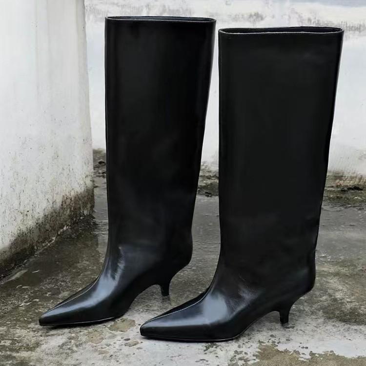 2025 Autumn and Winter New Fashion Versatile Niche French Retro Pointed Thin Heel Sleeve Cat and Short Boots Women's Hundred