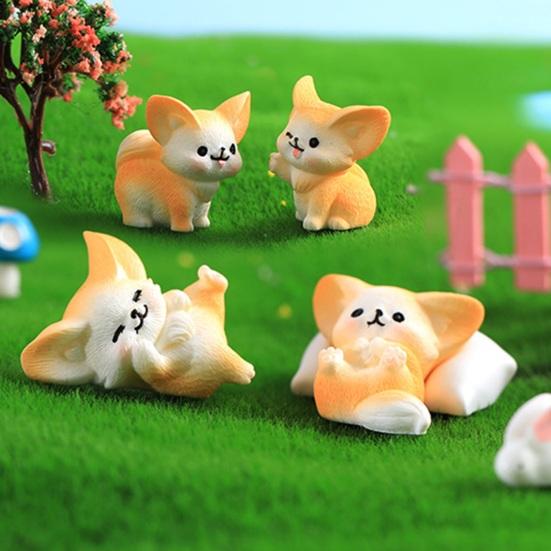 2Pcs Fennec Fox Ornament Adorable Handicraft Decorative Resin Cute Miniature Fennec Fox Figure Micro Landscape