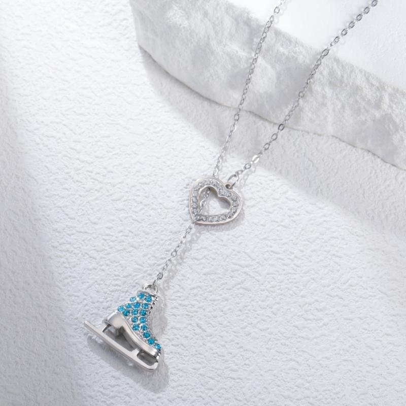 Collana Ghiaccio Pattini Colori Caramella con Dettagli in Cristallo e Tema Sportivo Cartoon per un Fascino Giovanile