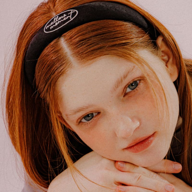 

меллотори вышитая надпись повязка для волос (черный) black