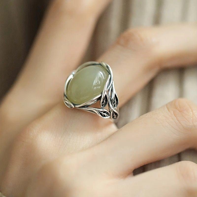 Sterling Silver Leaf Design Ring with