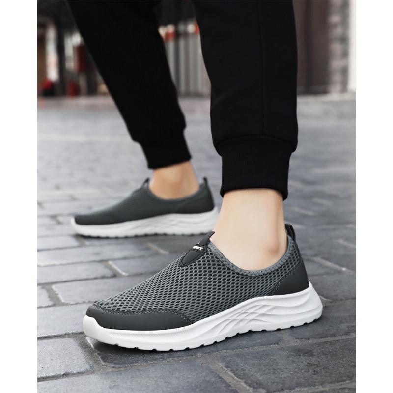 Men's Casual Shoes, Slip-on Cloth Shoes, Mesh Men's Shoes, Breathable and Odor-resistant.