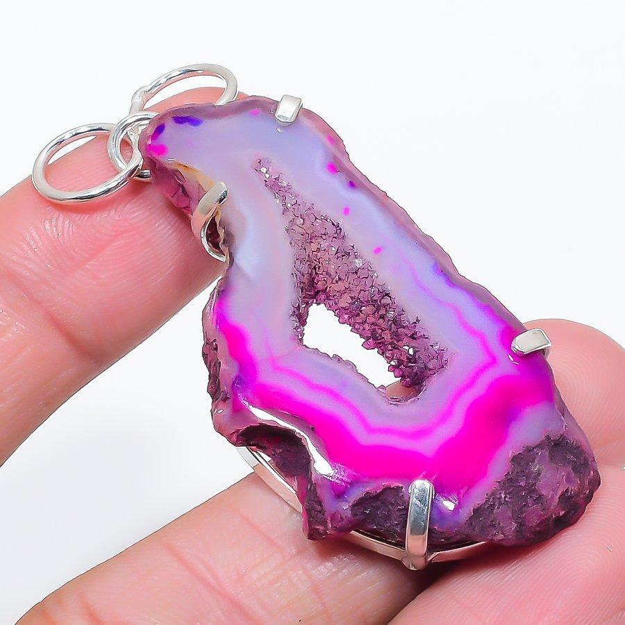 

Натуральный розовый друзовый срез драгоценный камень 925 стерлинговое серебро ювелирный кулон 2,60 P0M57