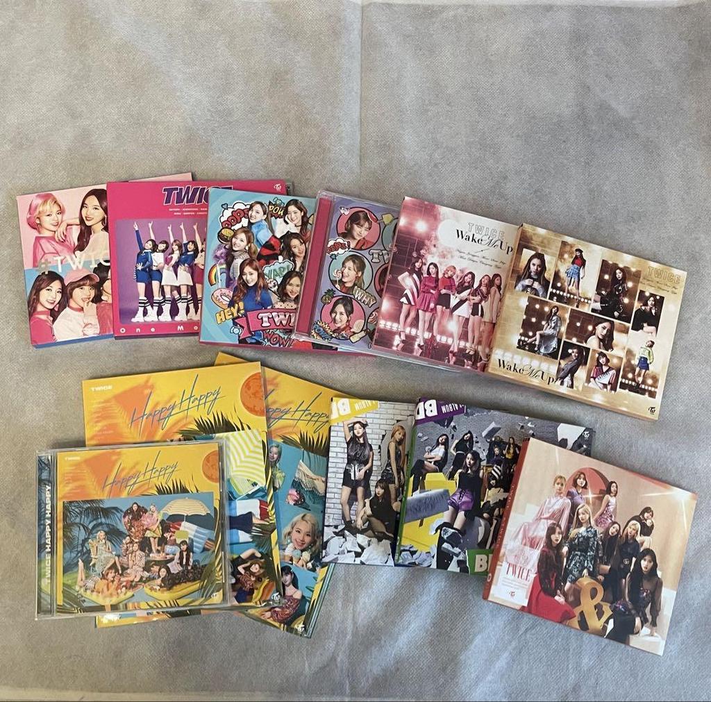 [USED] TWICE Album Goods Set