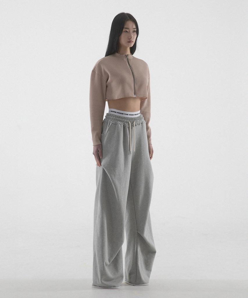 Paensyo Crop Knit Zip Up - Beige