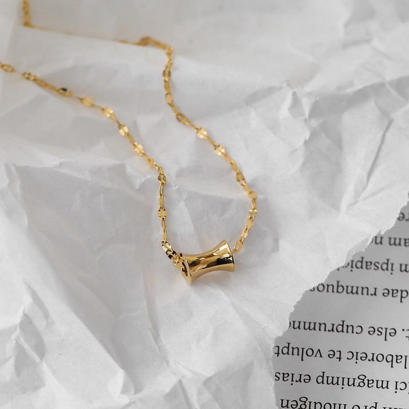 Korean Gold Slim Starry Clavicle Necklace for Women - Fashionable Celebrity Design