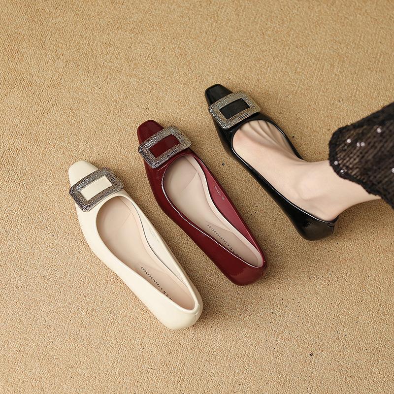 B spitzer Strass quadratische Schnalle flache Mund Einzel Schuhe Nische rutschfest Temperament Keil flache Schuhe Mode Damen Schuhe