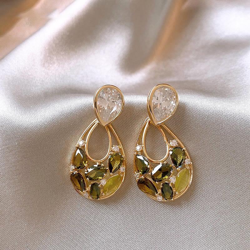 

Серьги-пусеты в виде капли воды, французская легкая роскошь, высококлассные серьги, модные серьги с темпераментом, женские