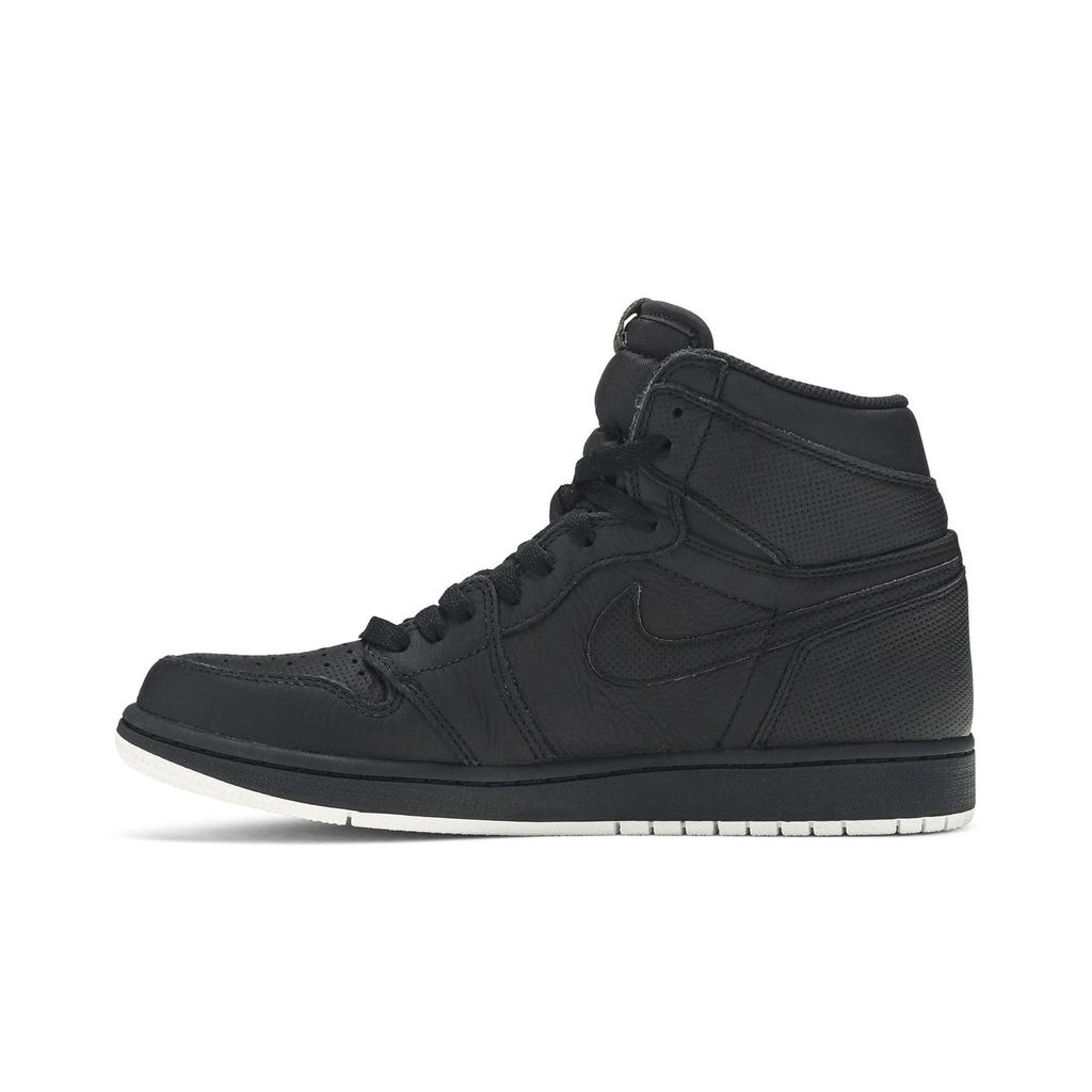 Air Jordan 1 Retro High OG 'Perforated' (Unisex) Black / Black-White Vintage Basketball Shoes 555088 002