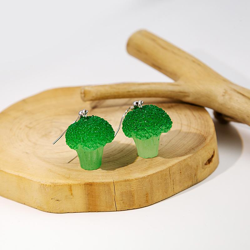 Unique Green Vegetable Resin Earrings - Personalized Corn and Broccoli Design