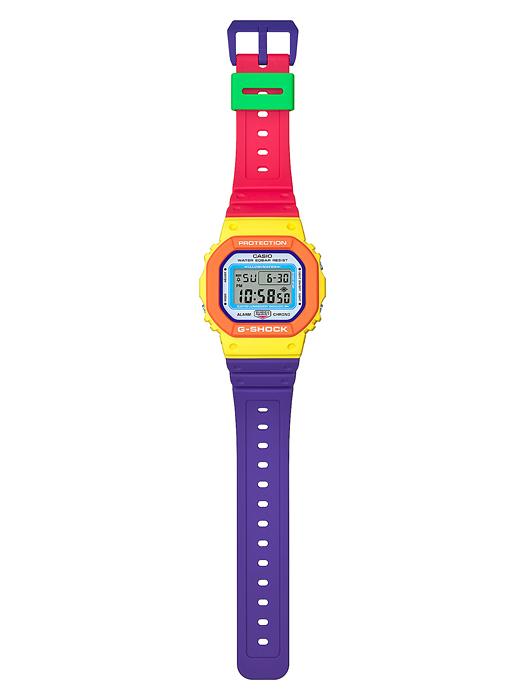 Casio G-SHOCK Men's Resin 200M Water Resistant Shock Resistant Alarm Quartz Watch DW-5610DN-9