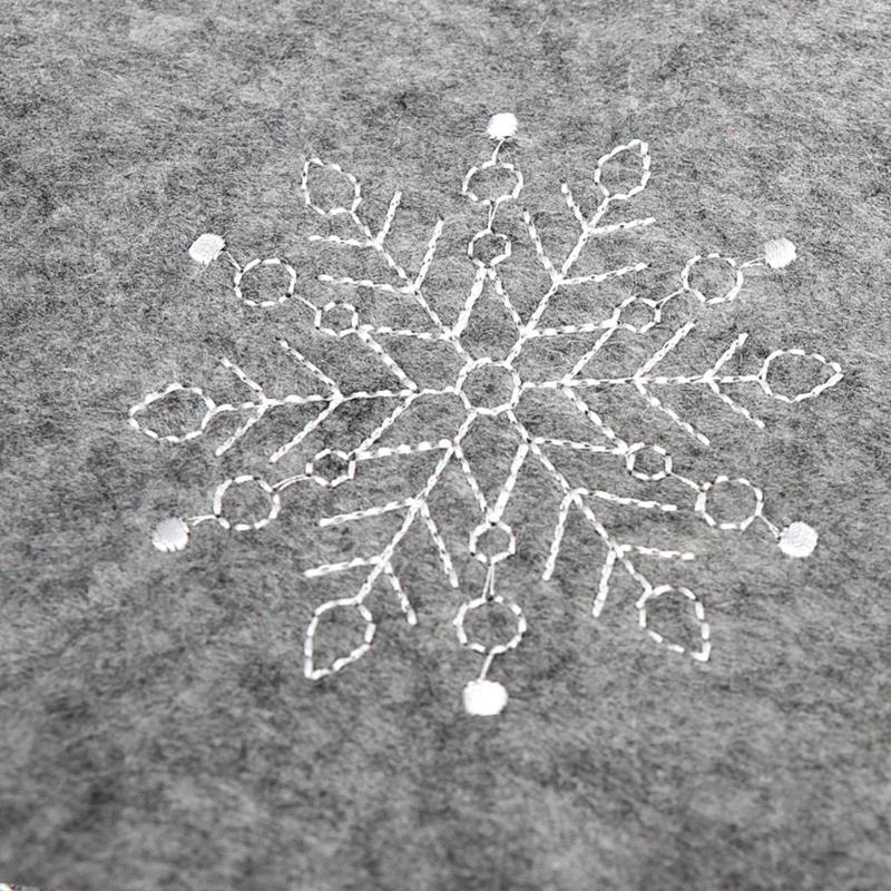 Black Red Check Christmas Tree Skirt for Merry Xmas Holiday Party Supplies Slim Tree Mat Wedding Decoration Ornaments