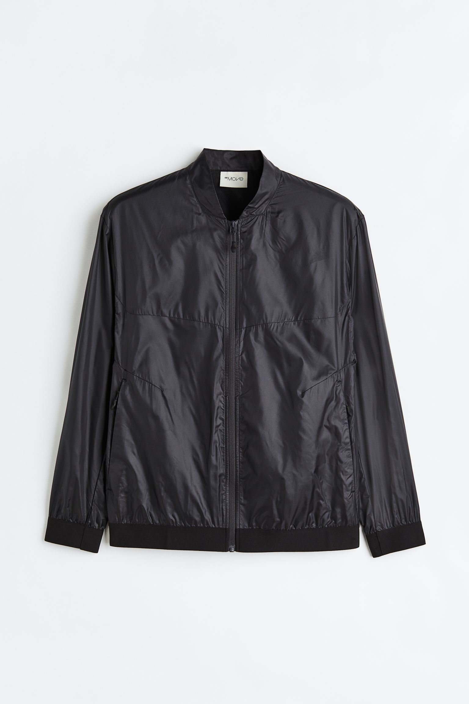 

Легкая беговая куртка