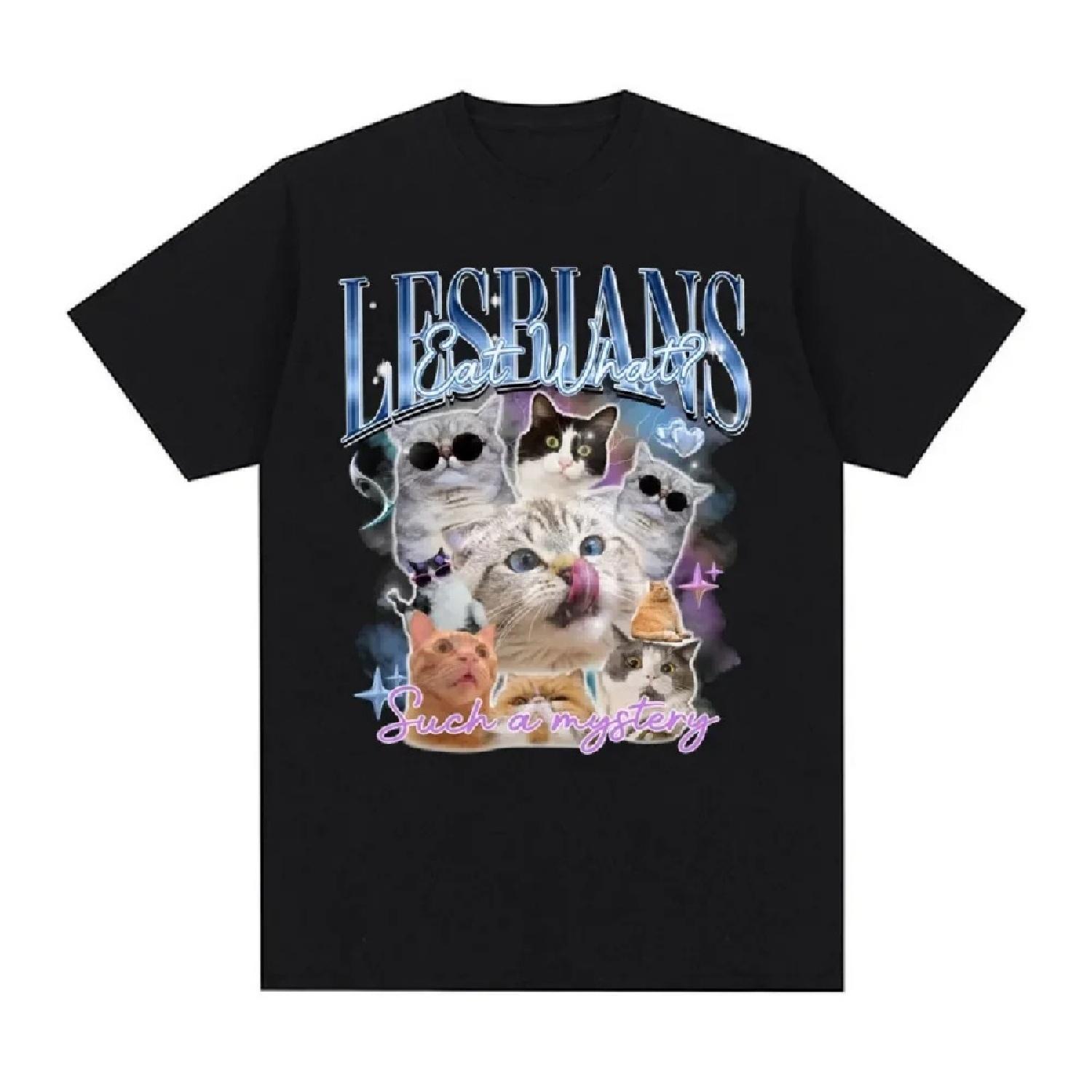 

Funny Cute Cat Graphic T Shirt Lesbians Eat What Meme Humor T Shirts Men Women Clothing Fashion Retro Short Sleeve T-shirts Tops XXXXXL чорний
