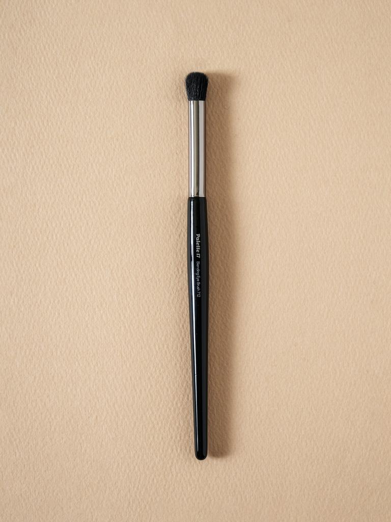 Palette 17 Blending Eye Brush