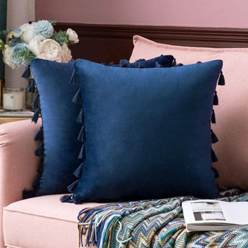Nordic Style Solid Color Tassel Pillow Cover Short Plush Cushion Covers Bedroom Sofa Decorative Pillowcase Bohemian Style Gift Cushion Covers