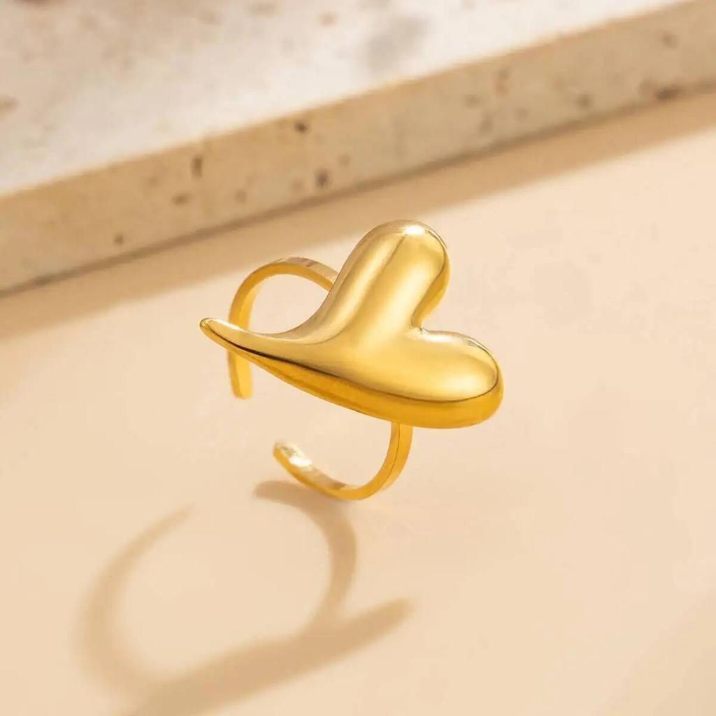 Salircon Minimalism Y2K Smooth Pointed Love Heart Open Rings for Women Stylish Gold Color Irregular Finger Ring Couple Jewelry