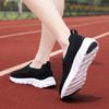 A new slip-on casual shoes mesh cloth breathable fashion soft sole outdoor sports students light running shoes