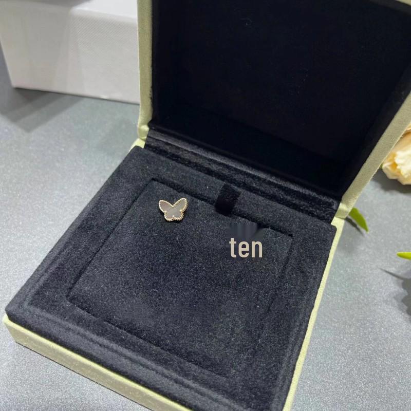 Mini náušnice puzety z mincovního stříbra S925 s jetelem a motýlkem s akcenty achátu a mušle pro ženy