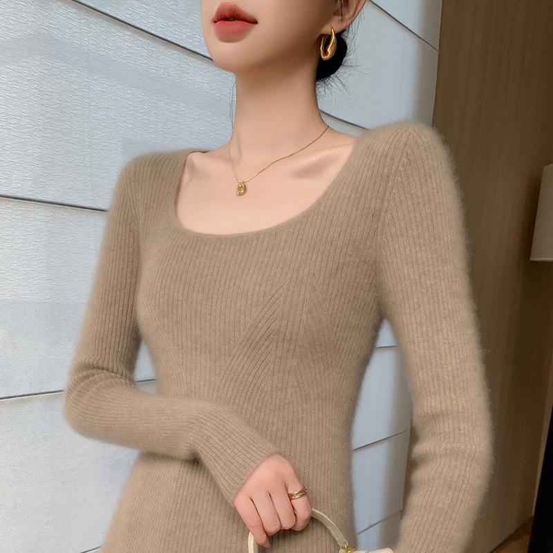 Chic Age-Defying Color-Block U-Neck Cashmere Sweater for Women - Slim Fit, Thick Knit Jacquard.
