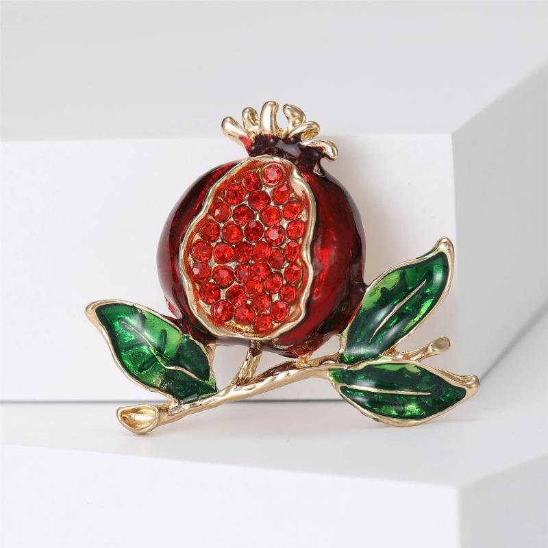 Stylish Pomegranate Brooch Accessory Elegant Lapel Pin Eye Catching Pomegranate Shaped Brooch for Daily Wear Parties