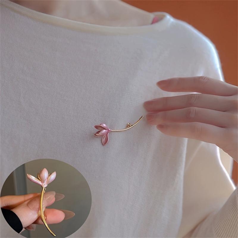 1PC Fixed Buckle Exquisite Lotus Brooch Multi-functional Alloy Elegance Gifts Suit Flower Understated Luxury Brooch Lightweight