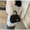 High-texture bag, new Yozi portable platinum bag, pearlescent glossy shoulder messenger bag.