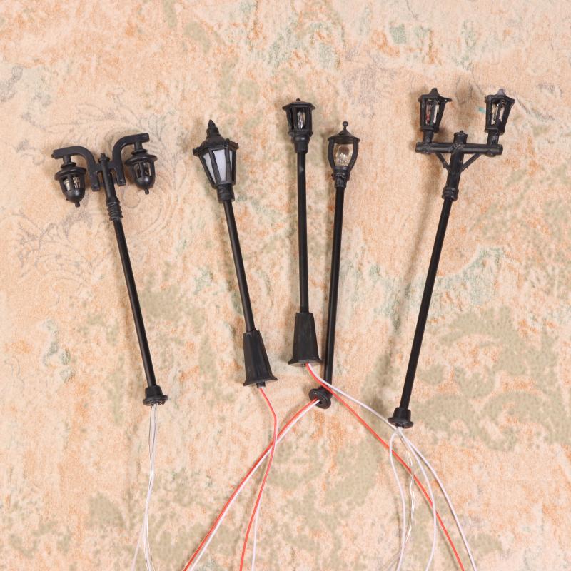 10Pcs Railway Bonsai Micro Landscape Decor For Rail And Building Layout Model Railway Lamppost Led Park Lanterns Lamps