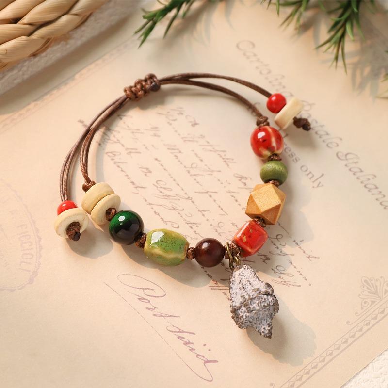 Retro Natural Plant Fruit Bracelet Hand Woven Acorn Hand Rope Women's Niche Literary Bracelet