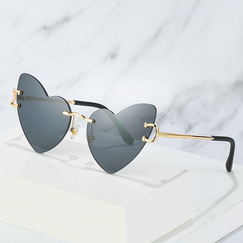 Spring Love Sunglasses, Personalized Heart-Shaped Glasses, Street Photography Trendy Sunglasses For Women