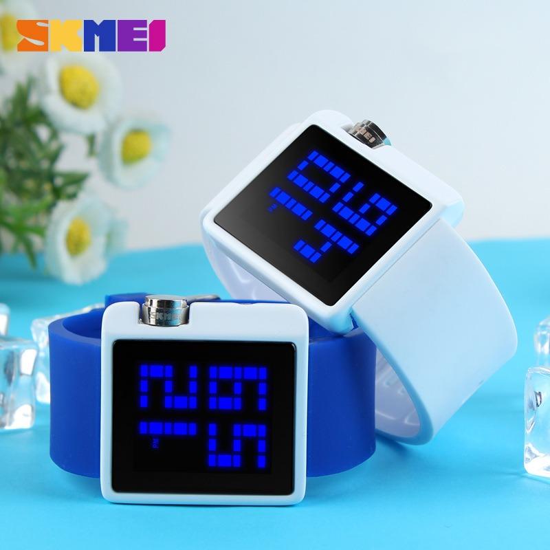 New Jelly Student Waterproof Watch Women's Casual LED Electronic Watch Children's Watch